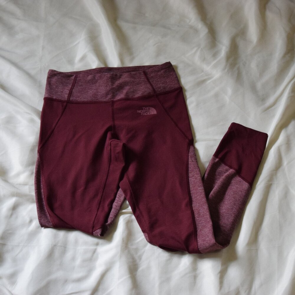 THE NORTH FACE Sporty Athleisure Workout Pants in Burgundy Size XS